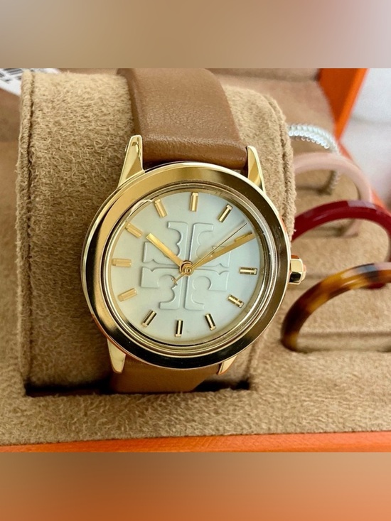 Tory Burch Gigi Watch Set NWT - Picture 5 of 11